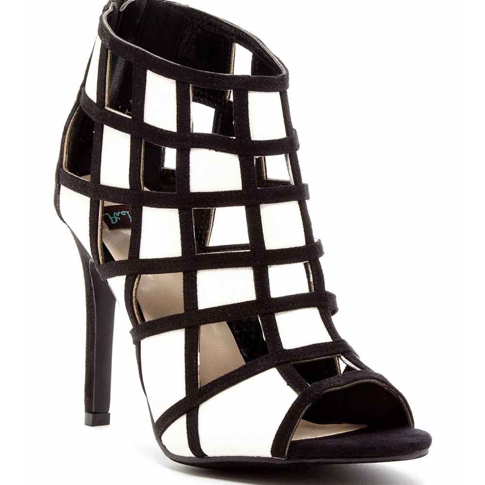 NYLA Juliet Checkered Silhouette